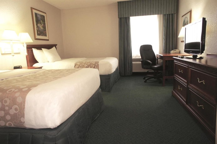 Imagen de la habitación del Hotel La Quinta Inn By Wyndham Detroit Canton. Foto 7