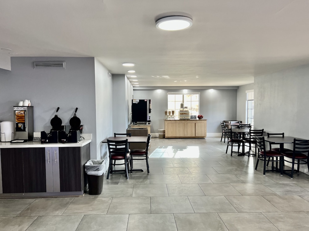 Imagen de los interiores del Hotel La Quinta Inn By Wyndham El Paso East Lomaland. Foto 15