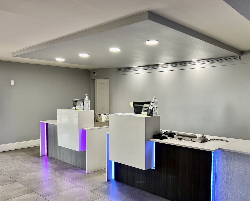 Imagen de los interiores del Hotel La Quinta Inn By Wyndham El Paso East Lomaland. Foto 17