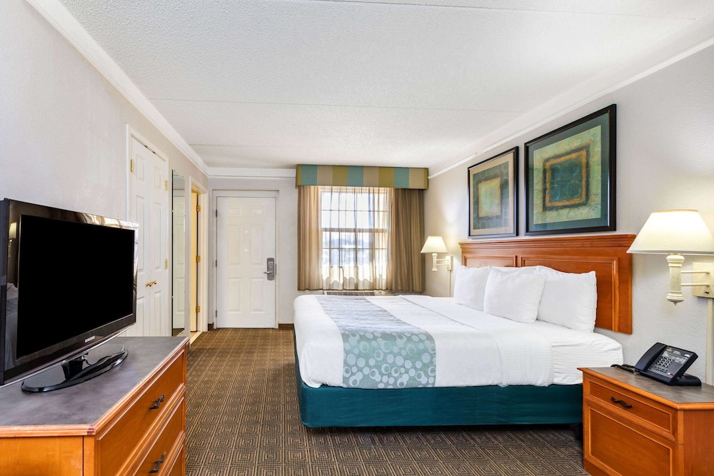Imagen de la habitación del Hotel La Quinta Inn By Wyndham El Paso West. Foto 13
