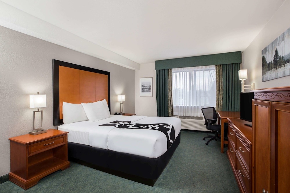 Imagen de la habitación del Hotel La Quinta Inn By Wyndham Everett. Foto 5