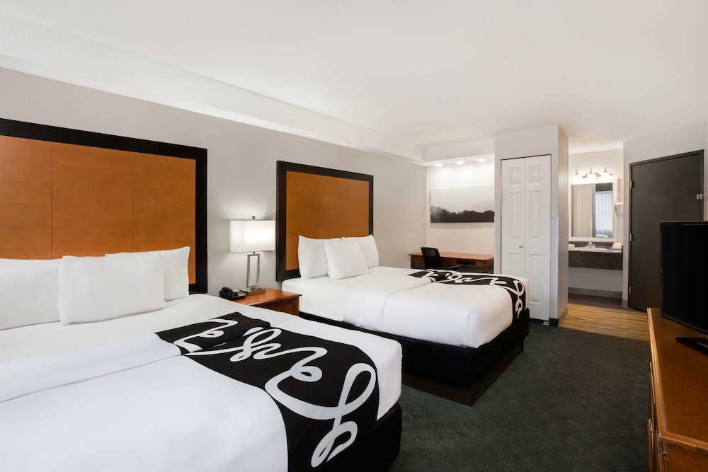 Imagen de la habitación del Hotel La Quinta Inn By Wyndham Everett. Foto 6