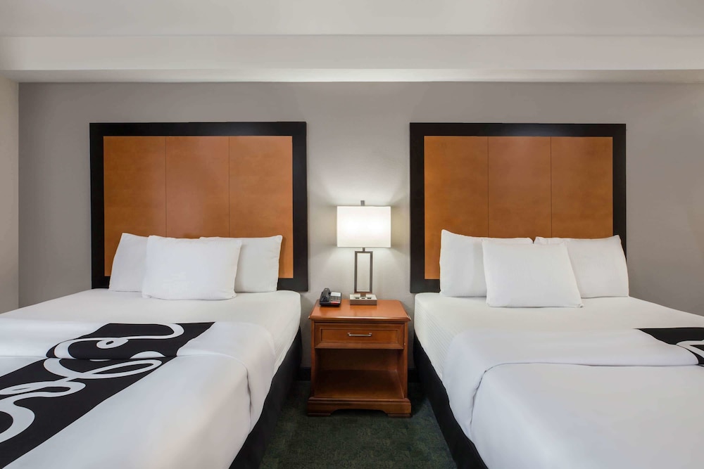 Imagen de la habitación del Hotel La Quinta Inn By Wyndham Everett. Foto 12