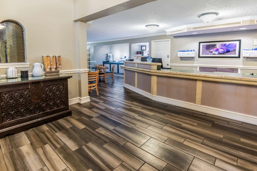 Imagen de los interiores del Hotel La Quinta Inn By Wyndham IH-10 West San Antonio TX. Foto 19