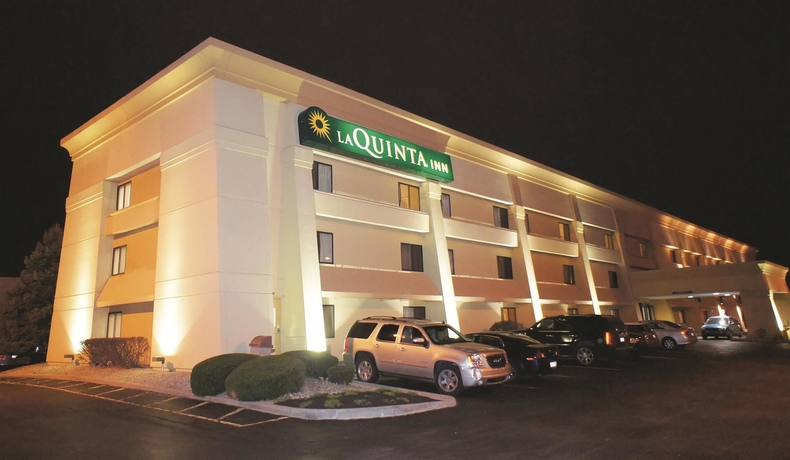 Imagen general del Hotel La Quinta Inn By Wyndham Indianapolis Airport Executive Dr. Foto 2