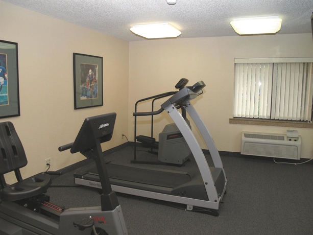 Imagen de los interiores del Hotel La Quinta Inn By Wyndham Indianapolis Airport Executive Dr. Foto 14