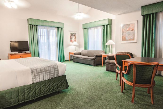 Imagen de la habitación del Hotel La Quinta Inn By Wyndham Indianapolis Airport Lynhurst. Foto 4