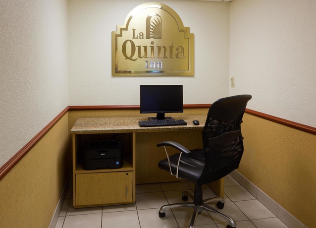 Imagen de los interiores del Hotel La Quinta Inn By Wyndham Minneapolis Airport Bloomington. Foto 16