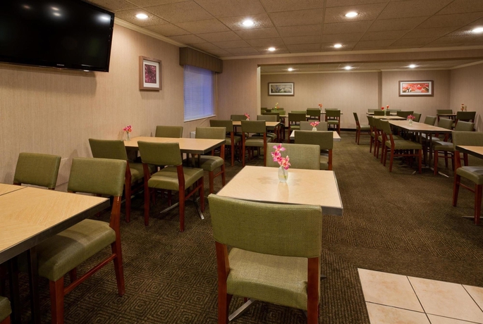 Imagen del bar/restaurante del Hotel La Quinta Inn By Wyndham Minneapolis Airport Bloomington. Foto 4