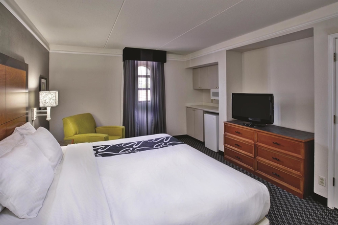 Imagen de la habitación del Hotel La Quinta Inn By Wyndham Nashville South. Foto 9