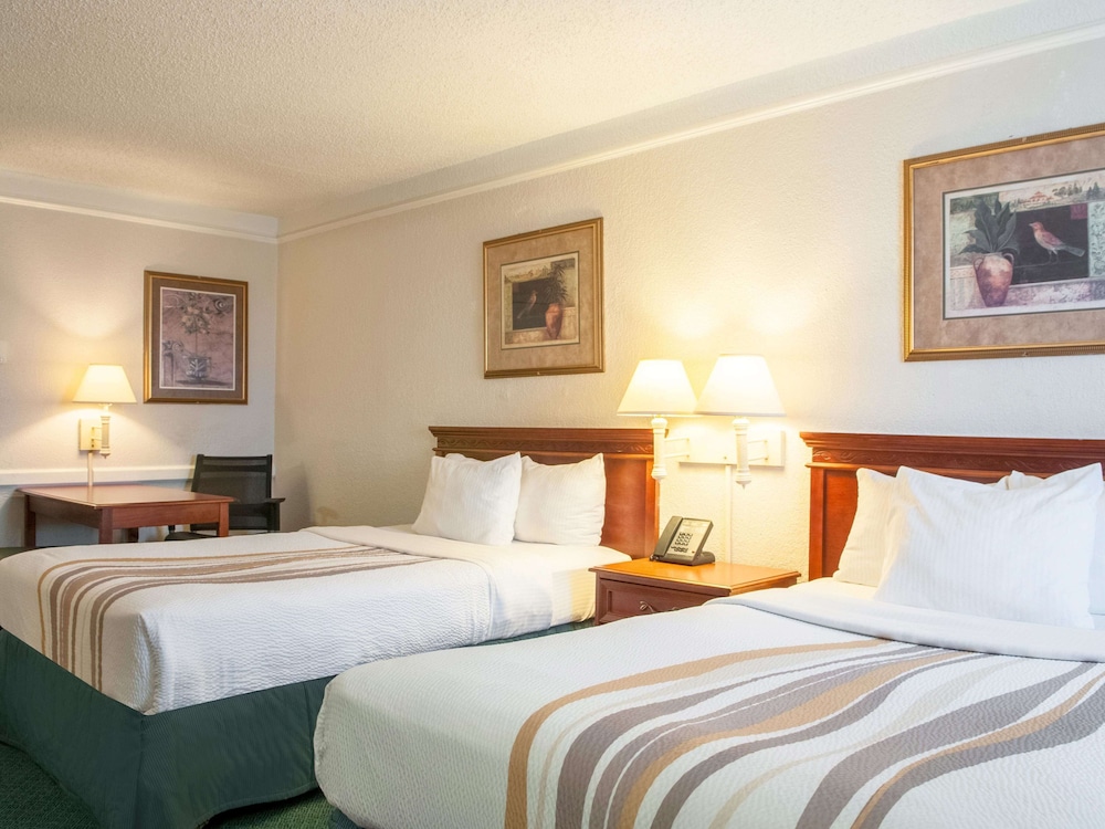 Imagen de la habitación del Hotel La Quinta Inn By Wyndham New Orleans Veterans / Metairie. Foto 13