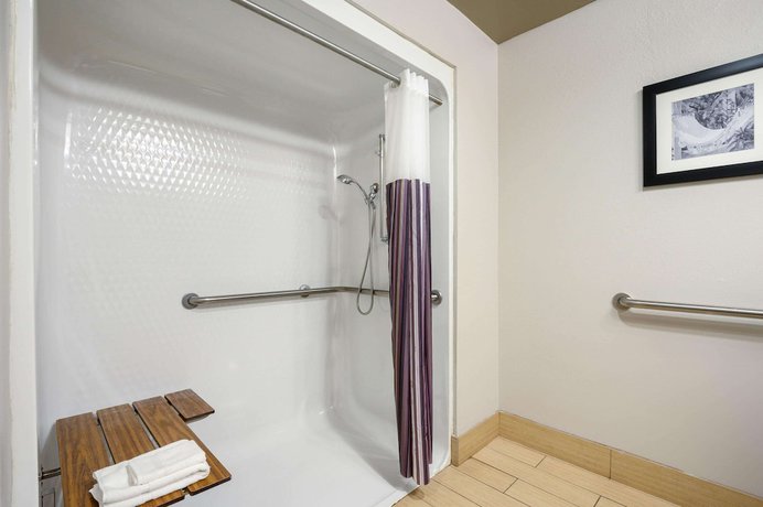 Imagen de la habitación del Hotel La Quinta Inn By Wyndham North Myrtle Beach. Foto 15