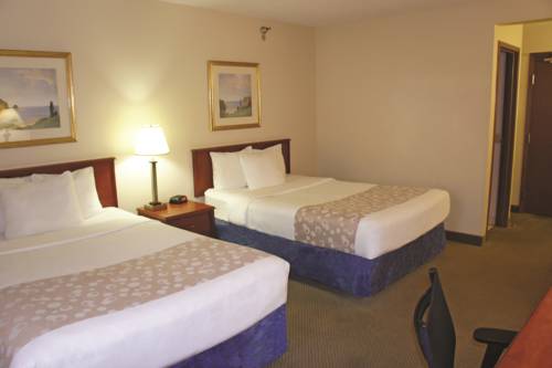 Imagen de la habitación del Hotel La Quinta Inn By Wyndham Omaha Southwest. Foto 2