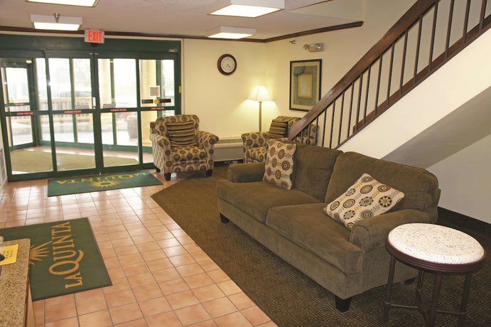 Imagen de los interiores del Hotel La Quinta Inn By Wyndham Omaha Southwest. Foto 12