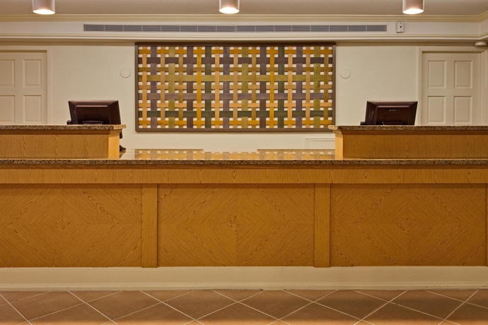 Imagen de los interiores del Hotel La Quinta Inn By Wyndham Orlando Airport West. Foto 9