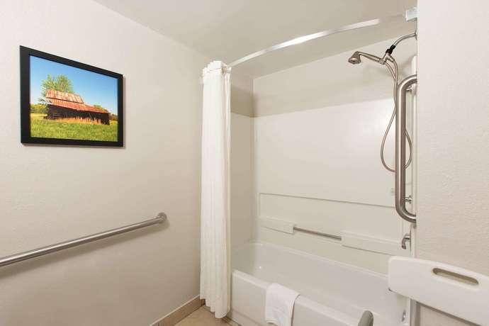 Imagen de la habitación del Hotel La Quinta Inn By Wyndham Pigeon Forge-dollywood. Foto 15