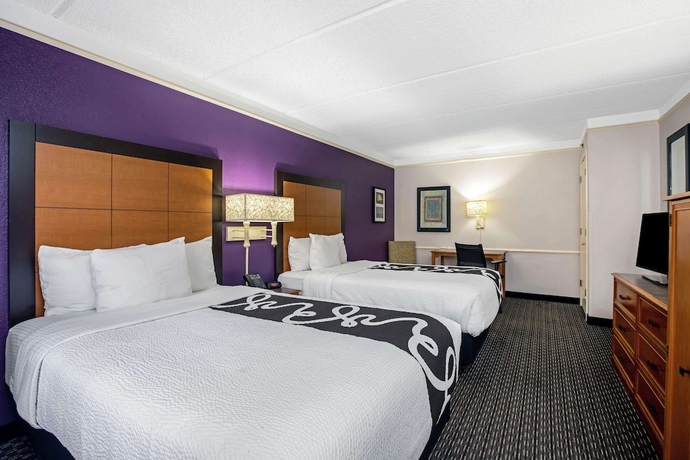 Imagen de la habitación del Hotel La Quinta Inn By Wyndham Sacramento North. Foto 13