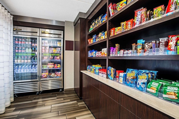 Imagen de los interiores del Hotel La Quinta Inn By Wyndham Sacramento North. Foto 19