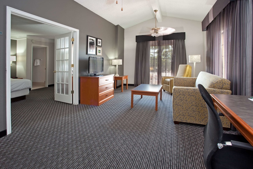 Imagen de la habitación del Hotel La Quinta Inn By Wyndham Salt Lake City Midvale. Foto 5
