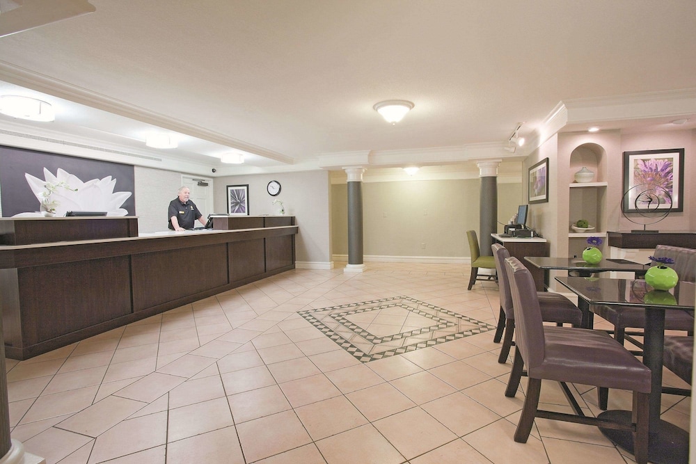 Imagen de los interiores del Hotel La Quinta Inn By Wyndham Salt Lake City Midvale. Foto 13
