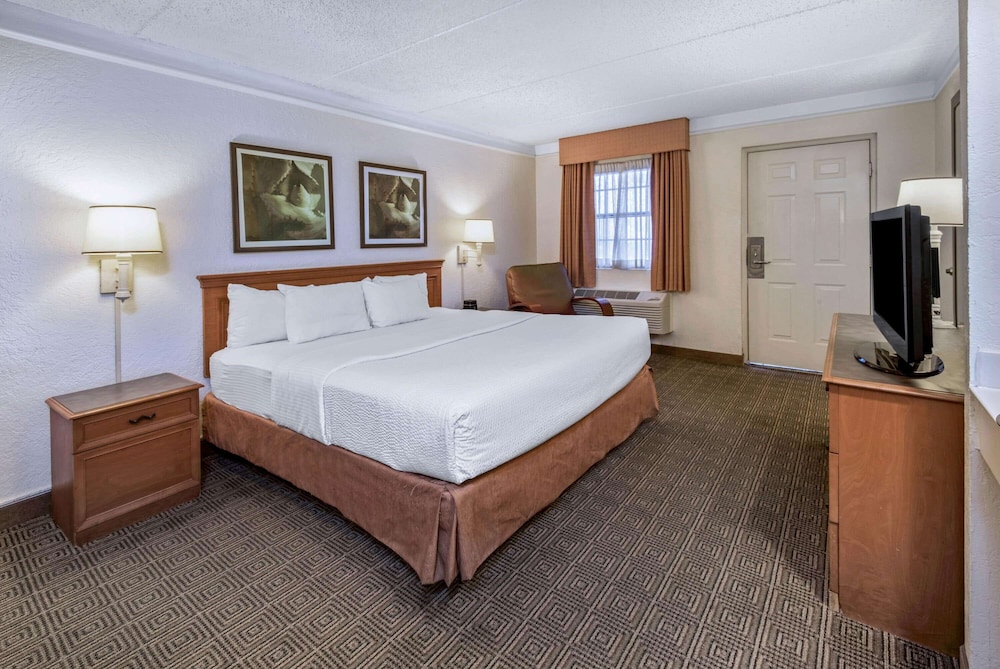 Imagen de la habitación del Hotel La Quinta Inn By Wyndham San Antonio I-35 N At Rittiman Rd. Foto 4