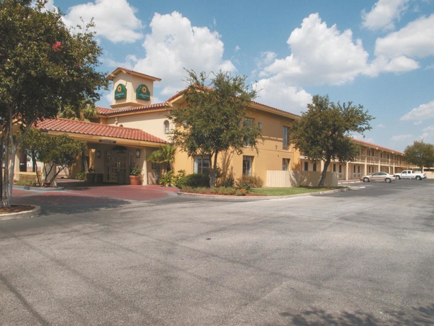 Imagen general del Hotel La Quinta Inn By Wyndham San Antonio I-35 N At Rittiman Rd. Foto 1