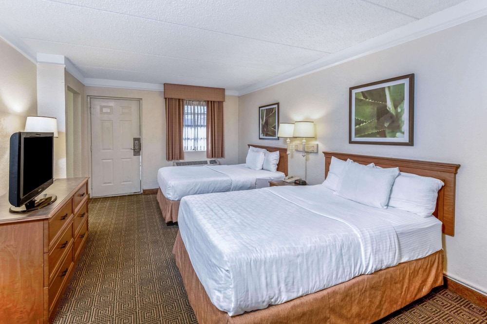 Imagen de la habitación del Hotel La Quinta Inn By Wyndham San Antonio I-35 N At Rittiman Rd. Foto 10
