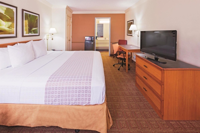 Imagen de la habitación del Hotel La Quinta Inn By Wyndham San Antonio Lackland. Foto 8
