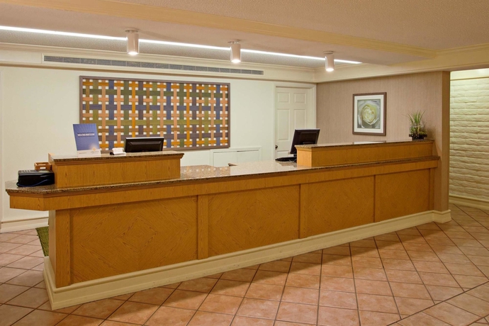 Imagen de los interiores del Hotel La Quinta Inn By Wyndham San Diego Chula Vista. Foto 9