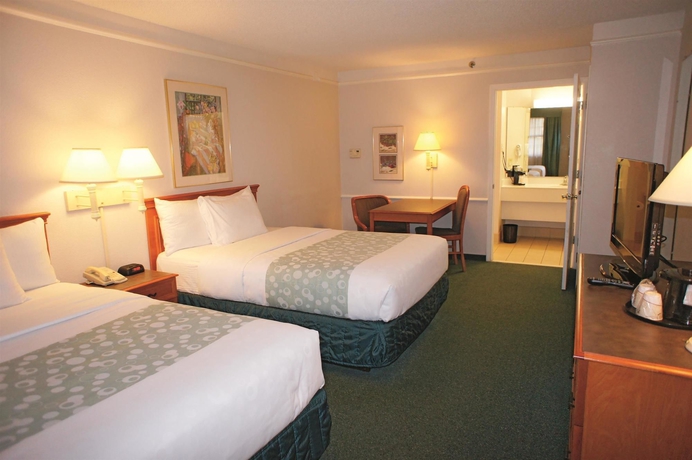 Imagen de la habitación del Hotel La Quinta Inn By Wyndham San Diego Vista. Foto 5