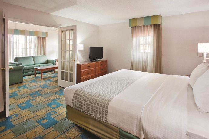 Imagen de la habitación del Hotel La Quinta Inn By Wyndham Savannah Midtown. Foto 8