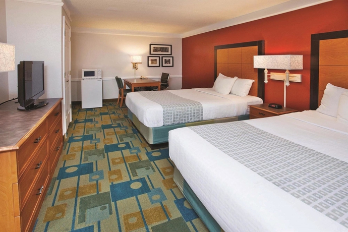 Imagen de la habitación del Hotel La Quinta Inn By Wyndham Savannah Midtown. Foto 11