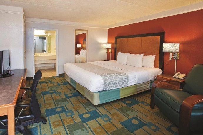 Imagen de la habitación del Hotel La Quinta Inn By Wyndham Savannah Midtown. Foto 12