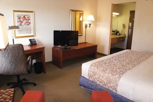 Imagen de la habitación del Hotel La Quinta Inn By Wyndham St. Louis Hazelwood - Airport North. Foto 8