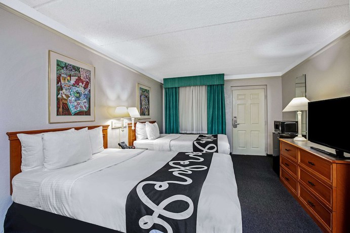 Imagen de la habitación del Hotel La Quinta Inn By Wyndham Stockton. Foto 9