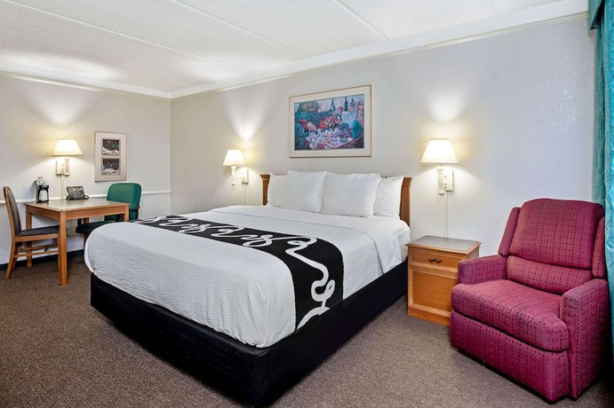 Imagen de la habitación del Hotel La Quinta Inn By Wyndham Stockton. Foto 12