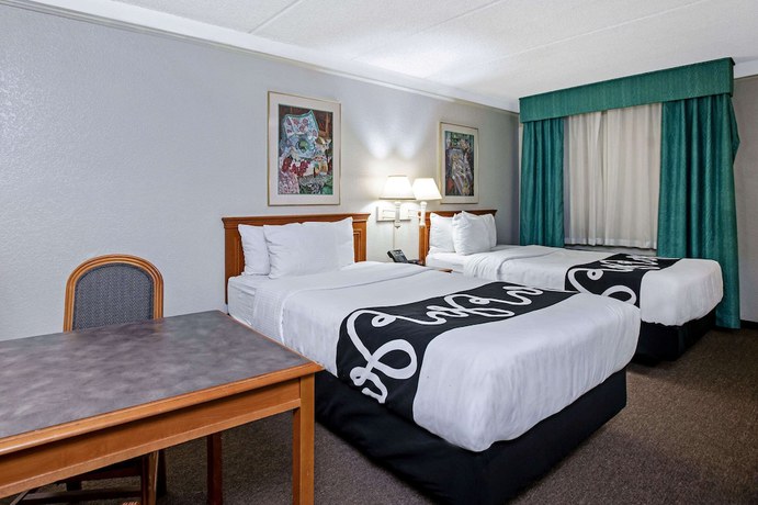 Imagen de la habitación del Hotel La Quinta Inn By Wyndham Stockton. Foto 16