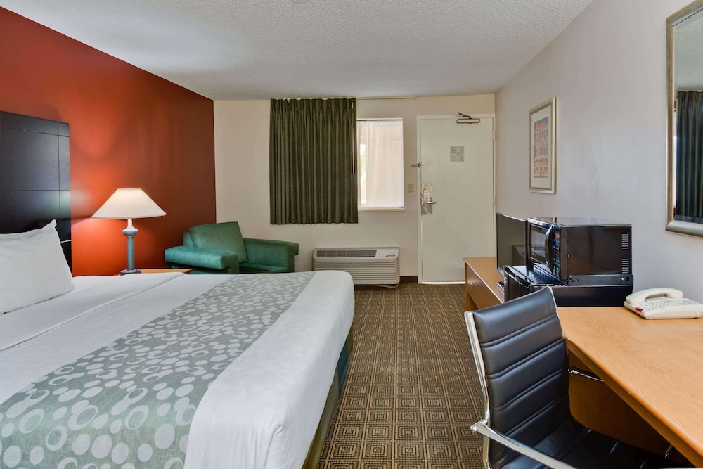 Imagen de la habitación del Hotel La Quinta Inn By Wyndham Tampa Near Busch Gardens, Temple Crest. Foto 16