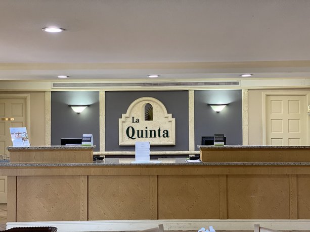 Imagen de los interiores del Hotel La Quinta Inn By Wyndham Tyler. Foto 10