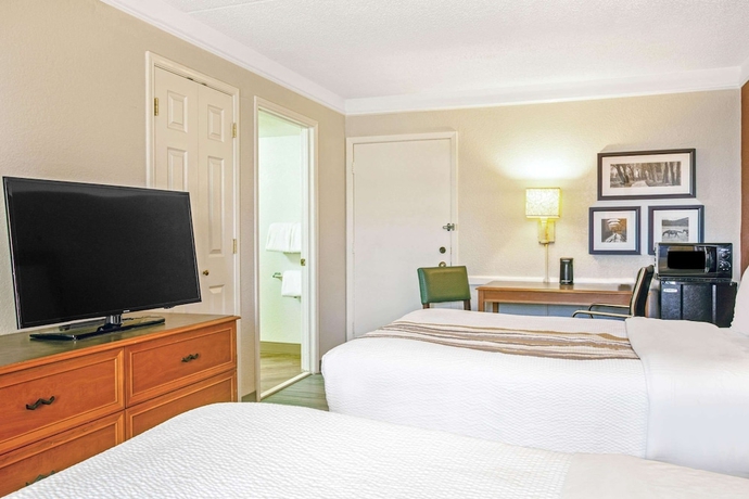 Imagen de la habitación del Hotel La Quinta Inn By Wyndham Victoria. Foto 13