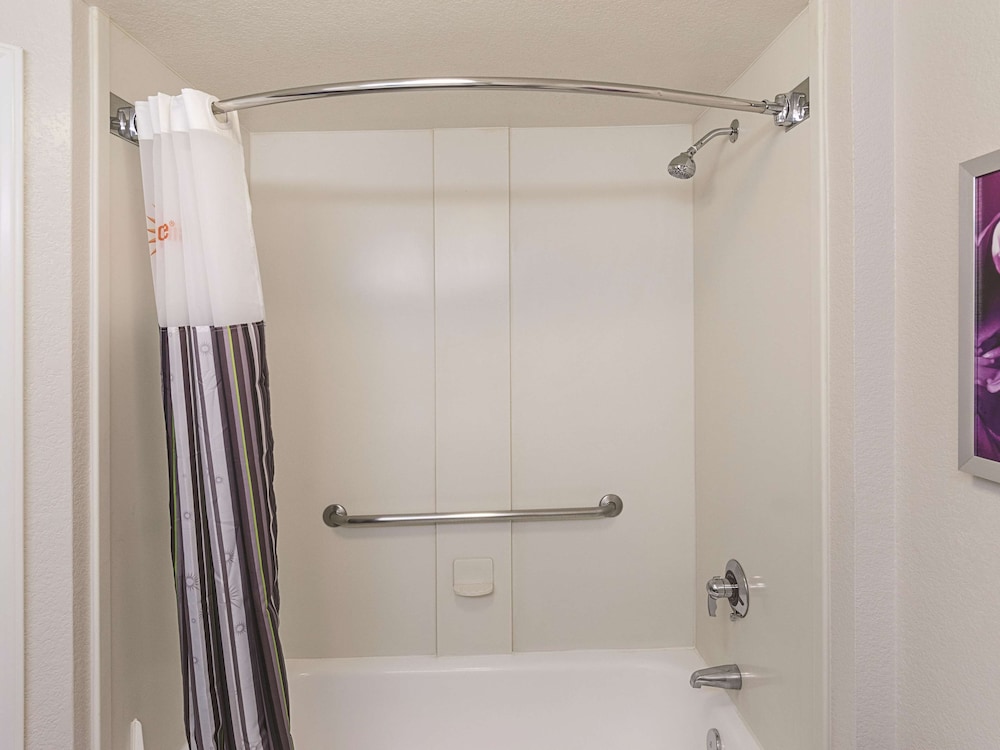 Imagen de la habitación del Hotel La Quinta Inn By Wyndham and Conference Center San Angelo. Foto 4