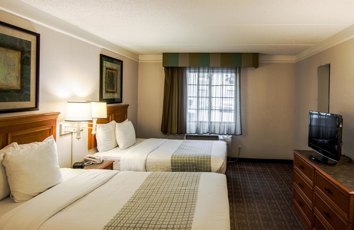 Imagen de la habitación del Hotel La Quinta Inn Lexington/Horse Park. Foto 3