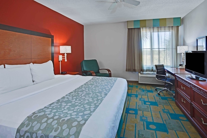 Imagen de la habitación del Hotel La Quinta Inn Naples Airport. Foto 4
