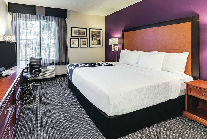 Imagen de la habitación del Hotel La Quinta Inn Naples Airport. Foto 10