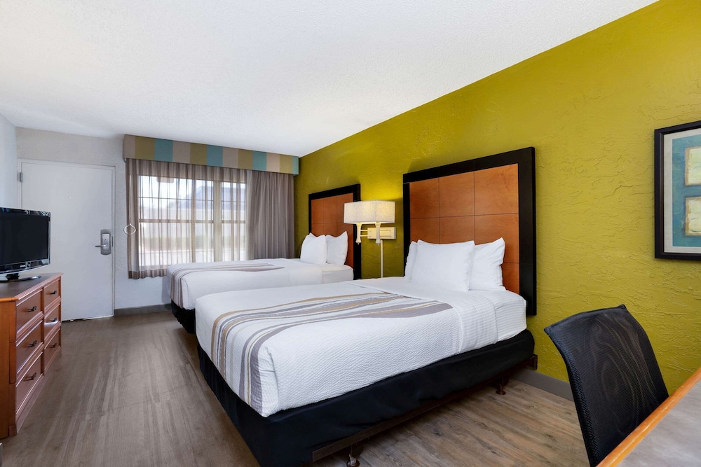 Imagen de la habitación del Hotel La Quinta Inn Tampa Airport Stadium Westshore. Foto 3