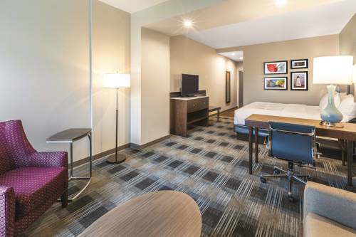 Imagen de la habitación del Hotel La Quinta Inn & Suites by Wyndham Aberdeen-APG. Foto 4