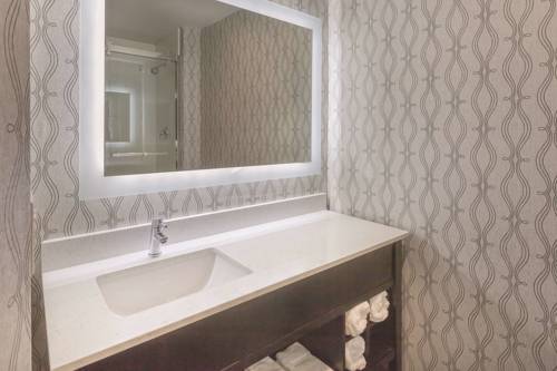 Imagen de la habitación del Hotel La Quinta Inn & Suites by Wyndham Aberdeen-APG. Foto 7