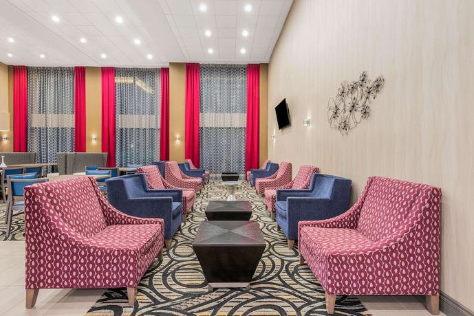 Imagen de los interiores del Hotel La Quinta Inn & Suites by Wyndham Aberdeen-APG. Foto 8