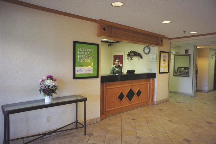 Imagen de los interiores del Hotel La Quinta Inn & Suites by Wyndham Albuquerque Journal Ctr NW. Foto 13