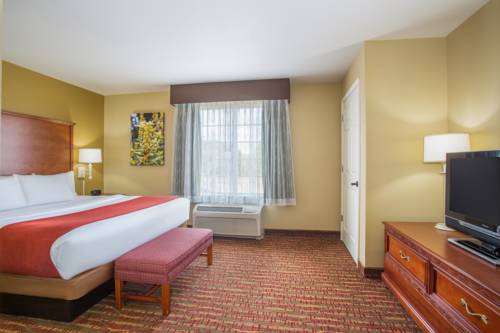 Imagen de la habitación del Hotel La Quinta Inn & Suites by Wyndham Bentonville. Foto 3